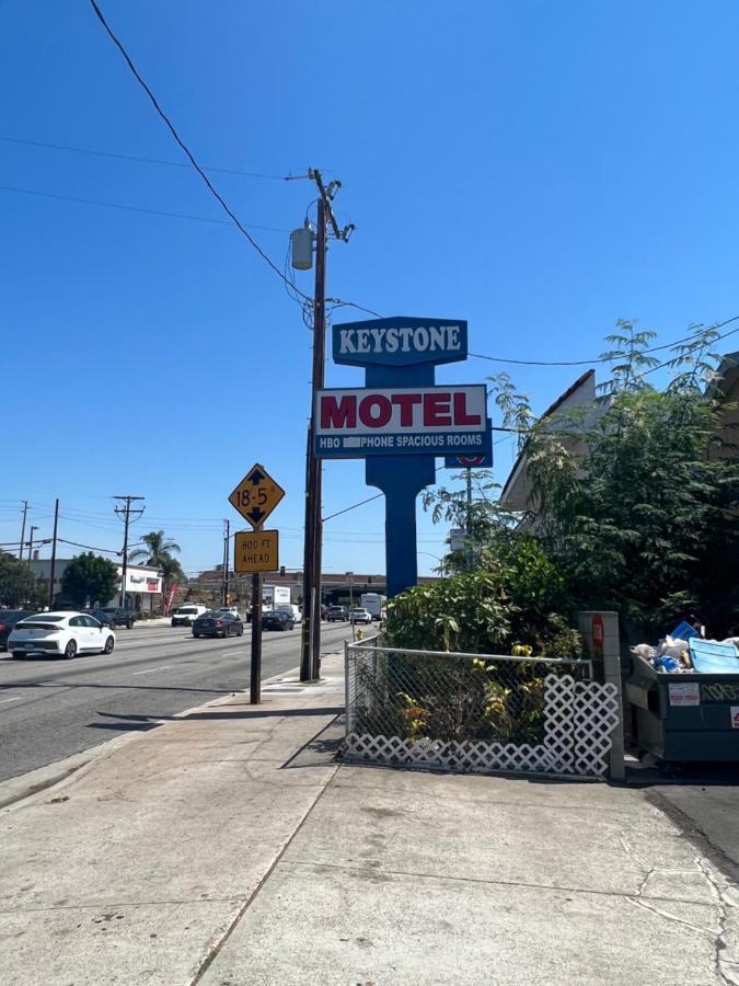 Keystone Motel Norwalk Exterior photo